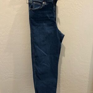 Levi’s Women’s Wide Leg Jean w/ stretch